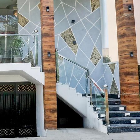 Collection O Shanti Kunj Haridwar Raiwala Exterior photo